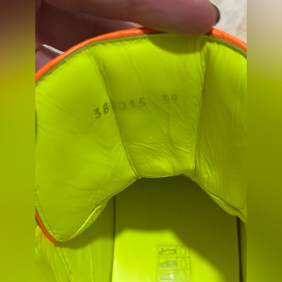 New - Gucci Woman’s Signature High Top \'Fluo Matt\' 
Size 39